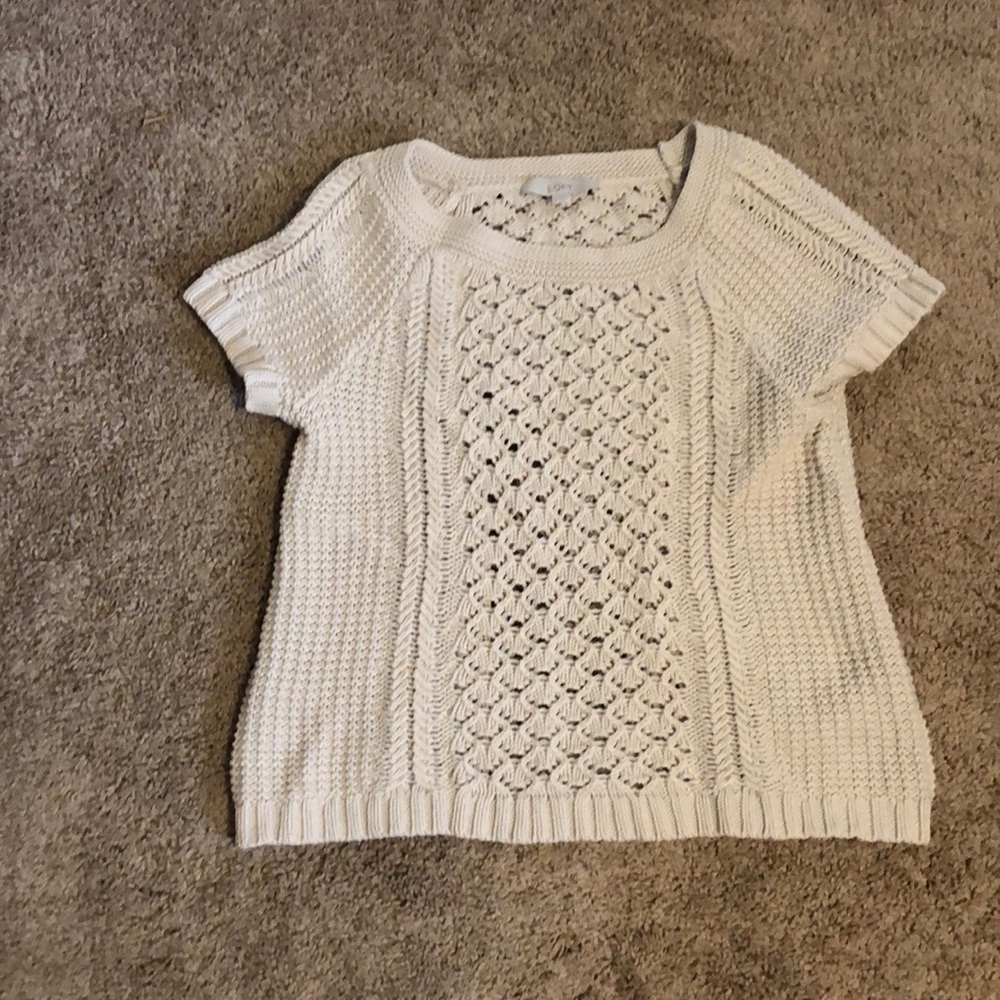 Short sleeved sweater